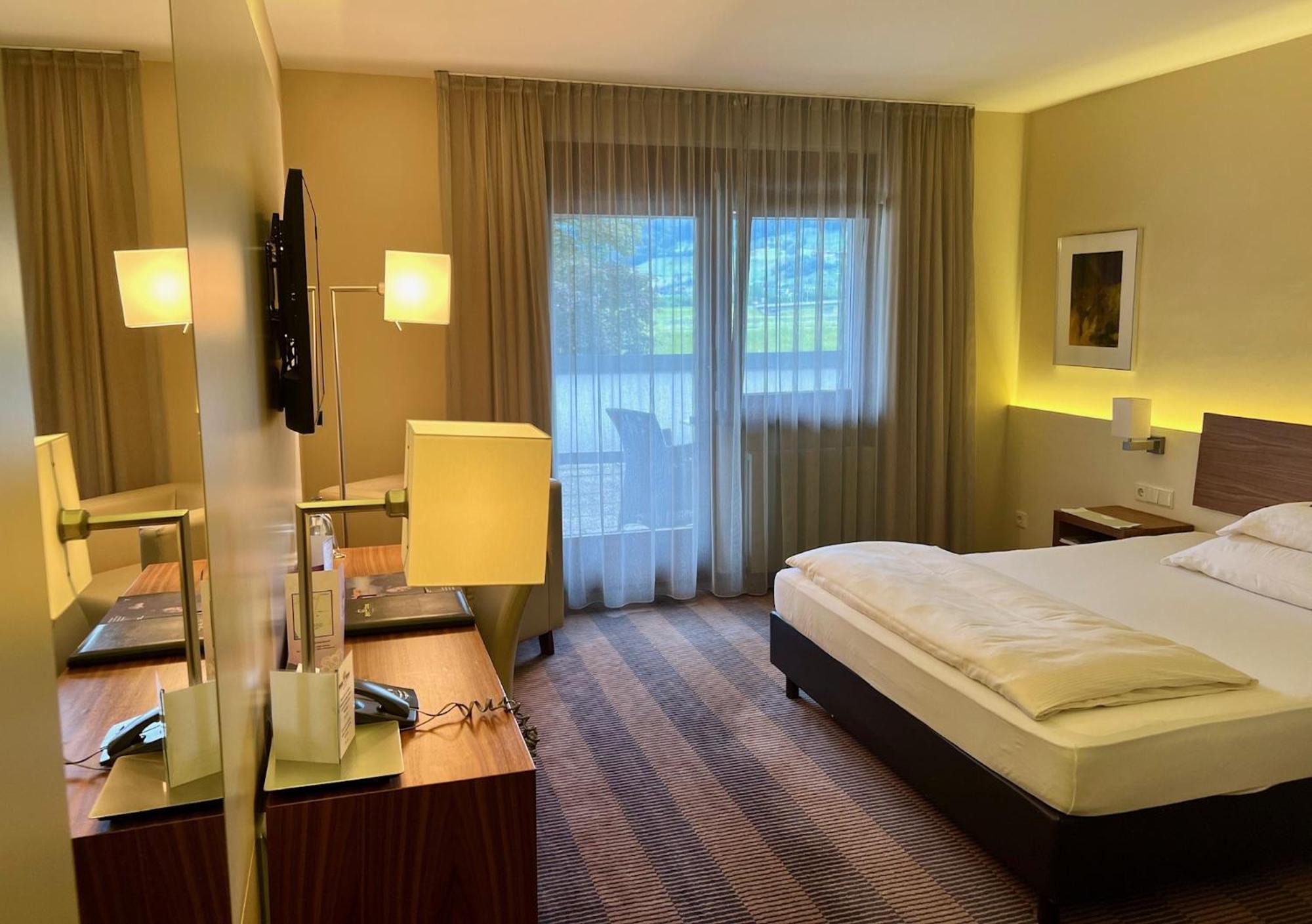 Hotel Gasthof Kroenele ลุสเตอเนา ภายนอก รูปภาพ