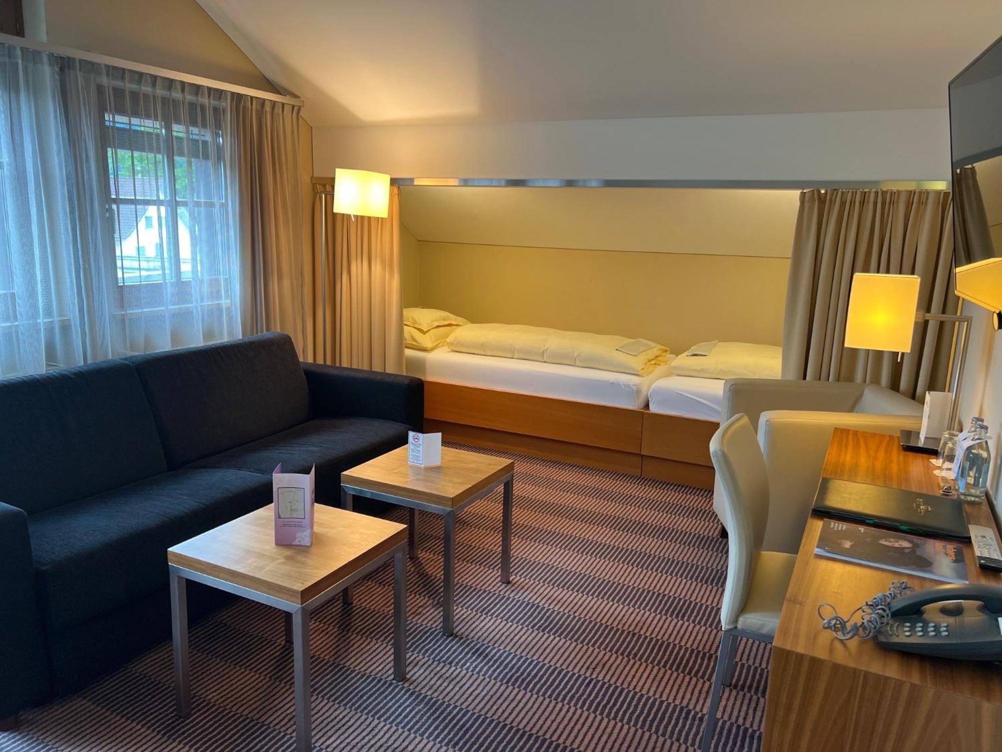 Hotel Gasthof Kroenele ลุสเตอเนา ภายนอก รูปภาพ