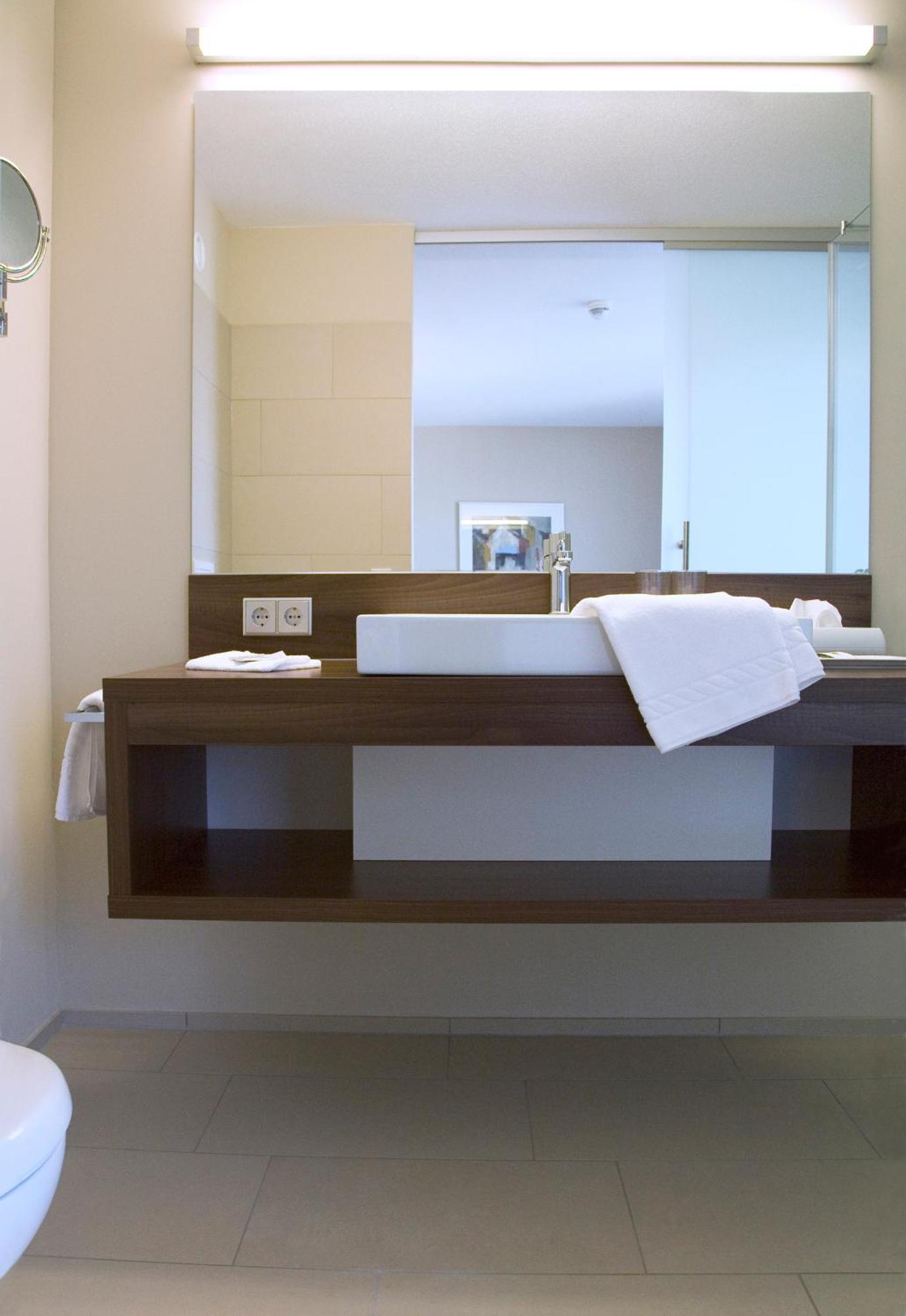 Hotel Gasthof Kroenele ลุสเตอเนา ภายนอก รูปภาพ