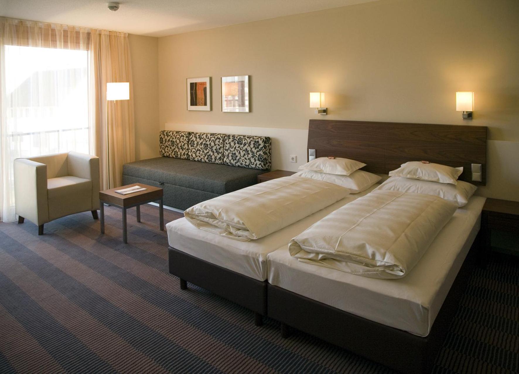 Hotel Gasthof Kroenele ลุสเตอเนา ภายนอก รูปภาพ